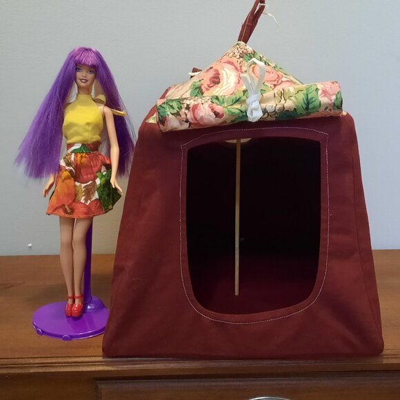 Vintage Handmade Barbie Doll Tent, Couch, and Sleeping Bag. (doll not included) - Picture 2 of 8